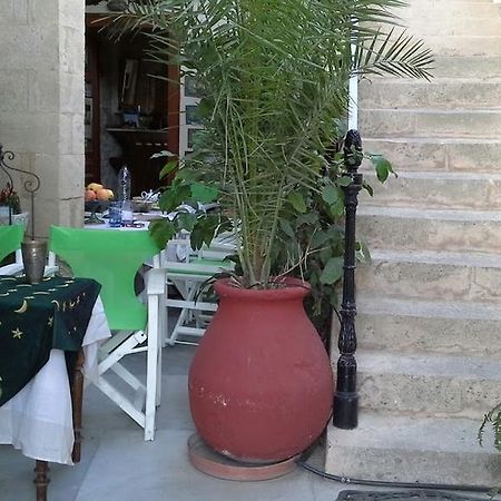 Aeginitiko Archontiko Apartment Aegina Exterior foto