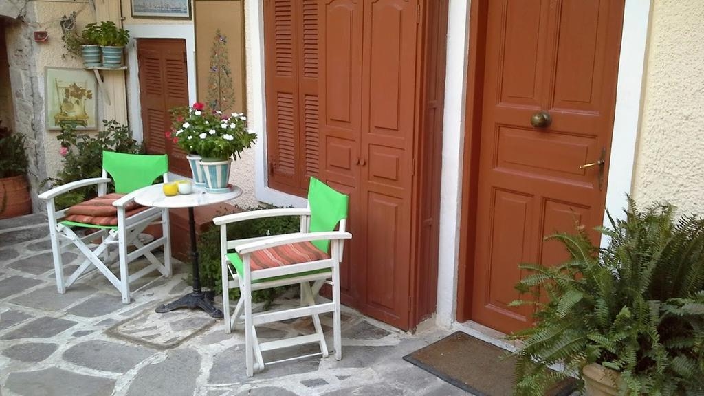 Aeginitiko Archontiko Apartment Aegina Exterior foto